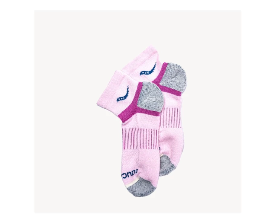 Saucony Women's Pink Inferno Merino Wool Blend Quarter Socks 3-Pack