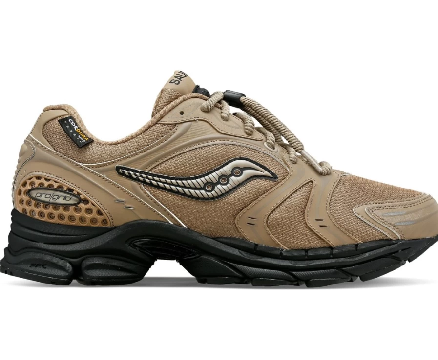 Saucony Progrid Triumph 4 Gorpcore Sneakers in Griege - Unisex Running Shoes