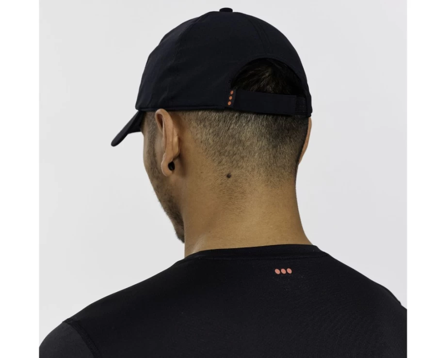 Saucony Unisex Black Outpace Petite Hat - Lightweight Running Cap