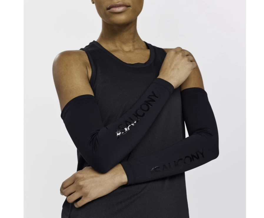 Saucony Women's Black Fortify Arm Sleeves for Running & Sports Protection