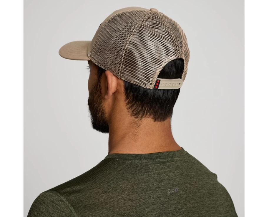 Saucony Pewter Graphic Trucker Hat for Women - Stylish Baseball Cap