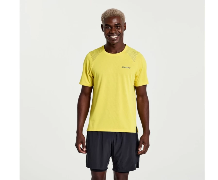 Saucony Men's Elevate Short Sleeve T-Shirt in Sulphur - Lightweight Performance Running Top