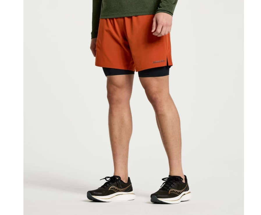 Saucony Men's Outpace 7" 2-In-1 Running Shorts in Lava Color
