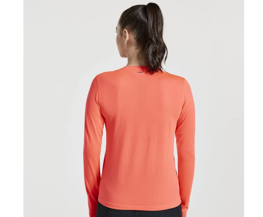 Saucony Women's Vizired Graphic Long Sleeve Stopwatch Performance Top
