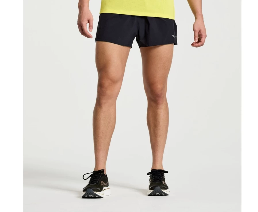 Saucony Men's Outpace 2.5" Split Running Shorts in Black