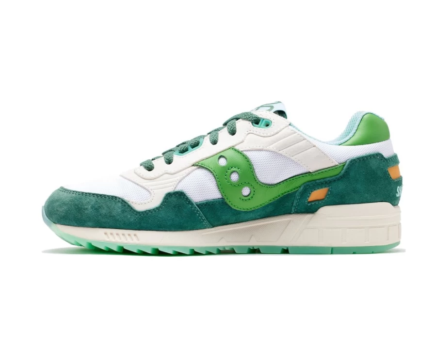 Saucony Shamrock Shadow 5000 Unisex Running Shoes in White
