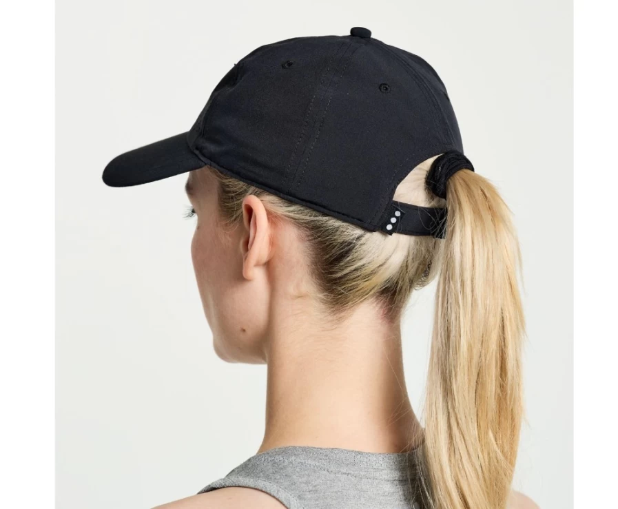 Saucony Women's Black Outpace Petite Hat - Lightweight Running Cap for Women