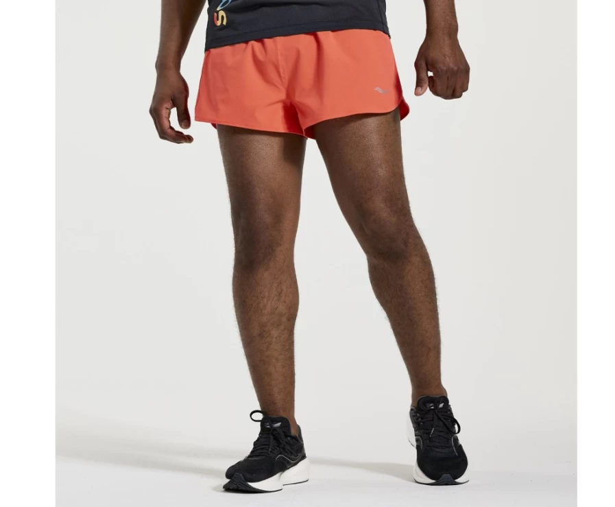 Saucony Men's Outpace 2.5" Split Running Shorts in Vizired Color