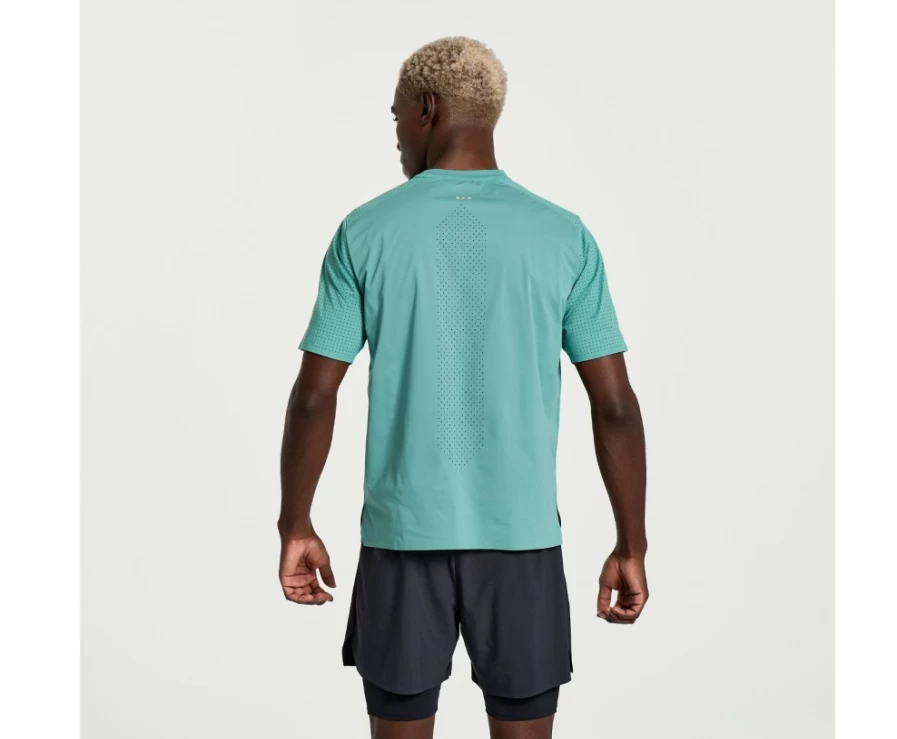 Saucony Men's Pinnacle Short Sleeve Shirt in Moss Green - Lightweight Performance Top