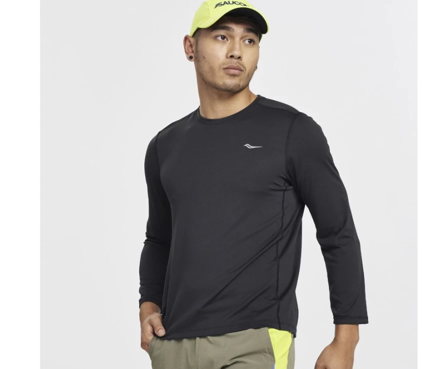 Saucony Men's Black Long Sleeve Running Shirt with Stopwatch Feature