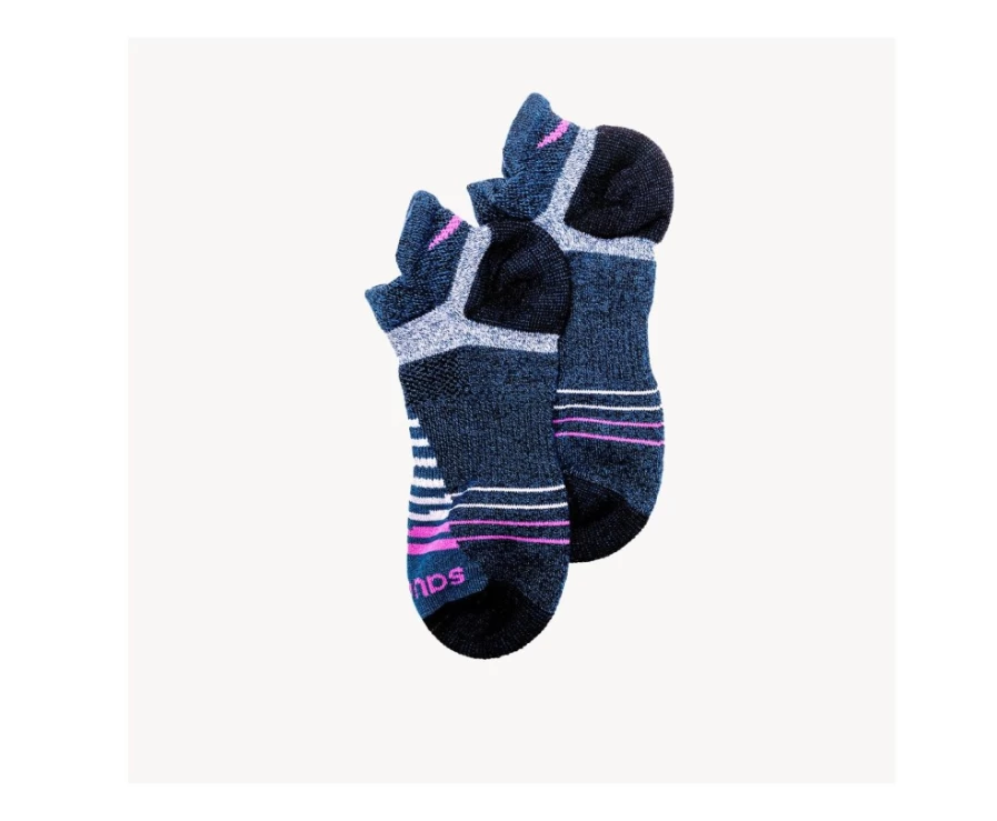 Saucony Women's Pink Inferno Merino Wool Blend No-Show Socks 3-Pack