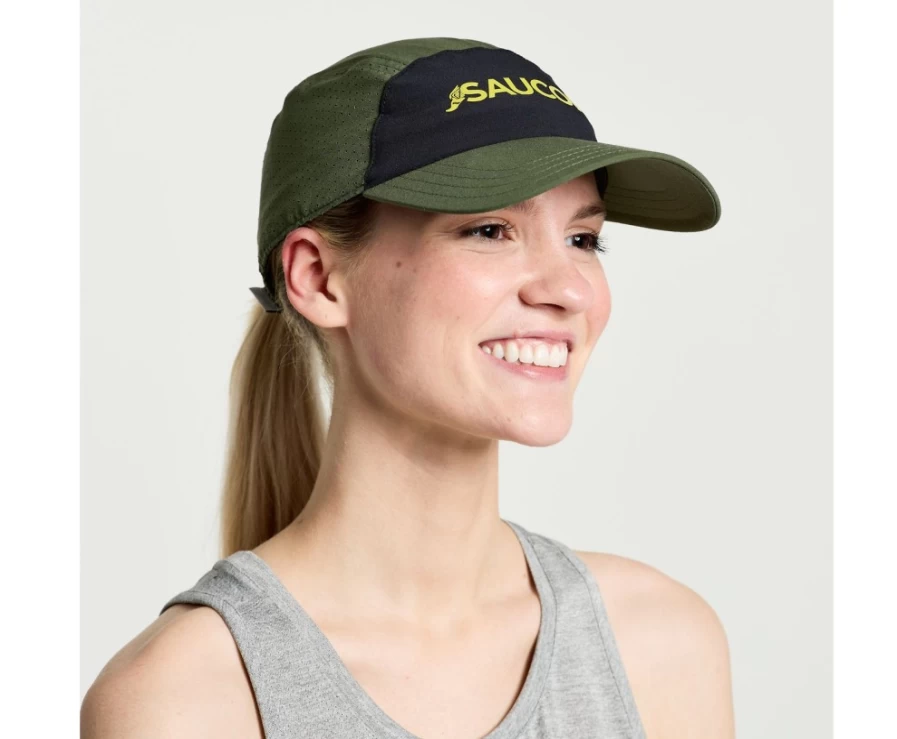 Saucony Women's Outpace Hat in Climbing Ivy - Lightweight Running Cap